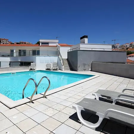 Altido 3-br Flat With Terrace And Rooftop Pool * Nazaré
