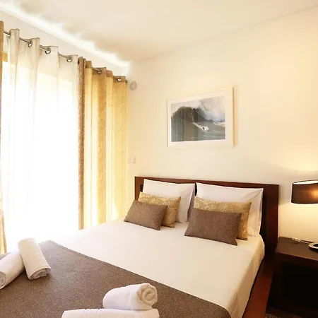 Altido 3-br Flat With Terrace And Rooftop Pool * Nazaré