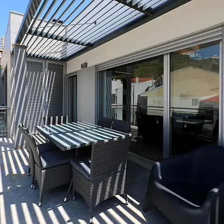 Apartment Altido 3-br Flat With Terrace And Rooftop Pool *