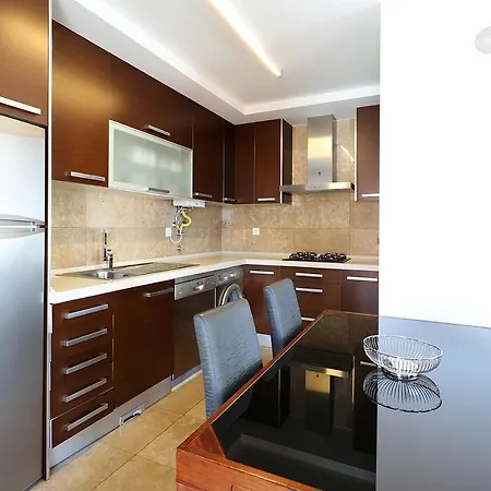 Apartment Altido 3-br Flat With Terrace And Rooftop Pool *